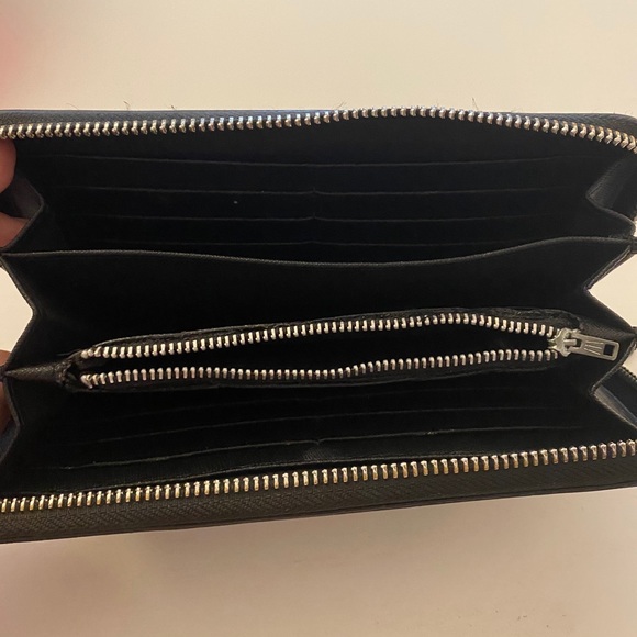 Pinko Wallet - Picture 3 of 6